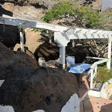 Apartment Barbara Gortito, 2 Bedrooms Flat With A Sea View Playa Paraiso (Tenerife)